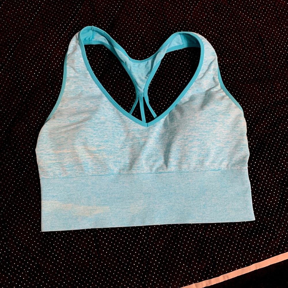VS PINK Seamless Lightly-Lined Sports Bra